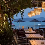 Marzi Boutique Hotel Nerantza