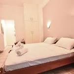 Marzi Boutique Hotel 2*