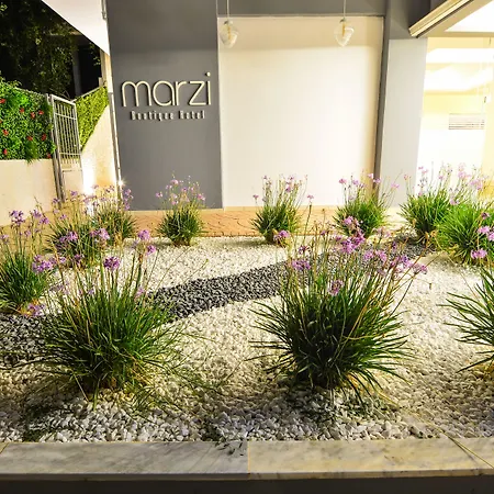 Marzi Boutique Hotel 2*